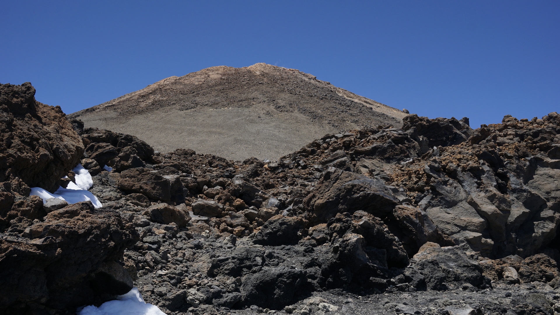 Finalmente, cocoțată pe un vulcan. El Teide